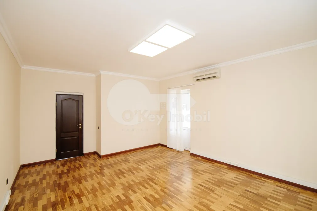 Офис, Центр, 31 АВГУСТА