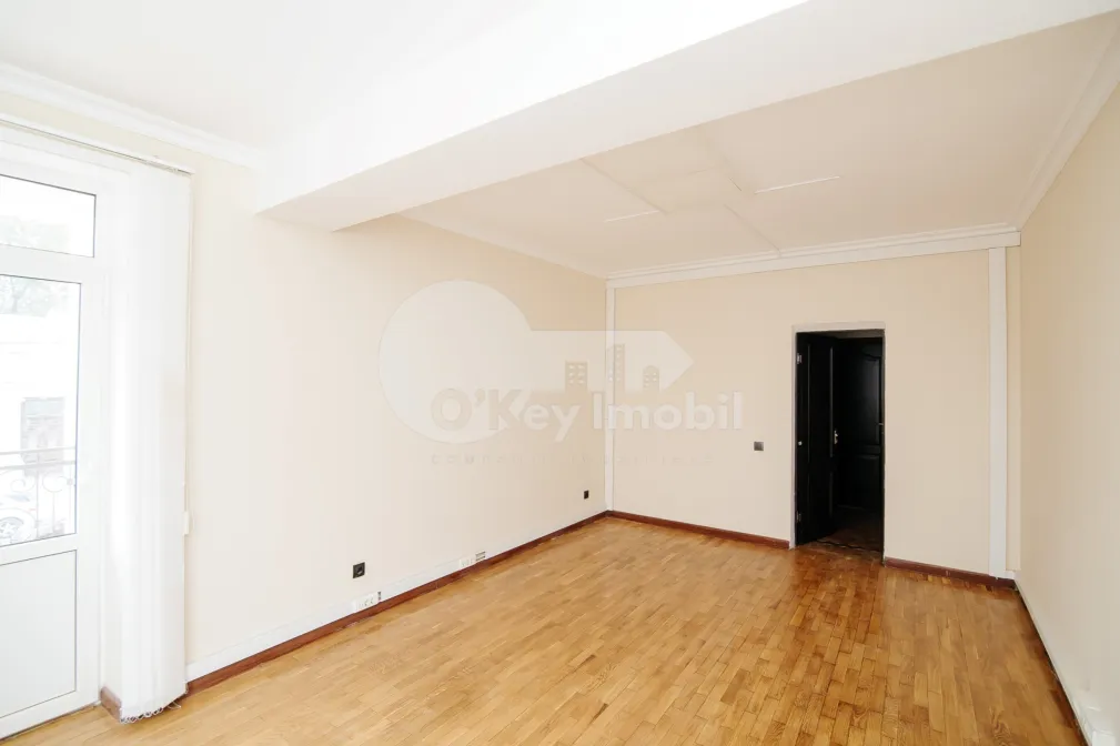 Офис, Центр, 31 АВГУСТА