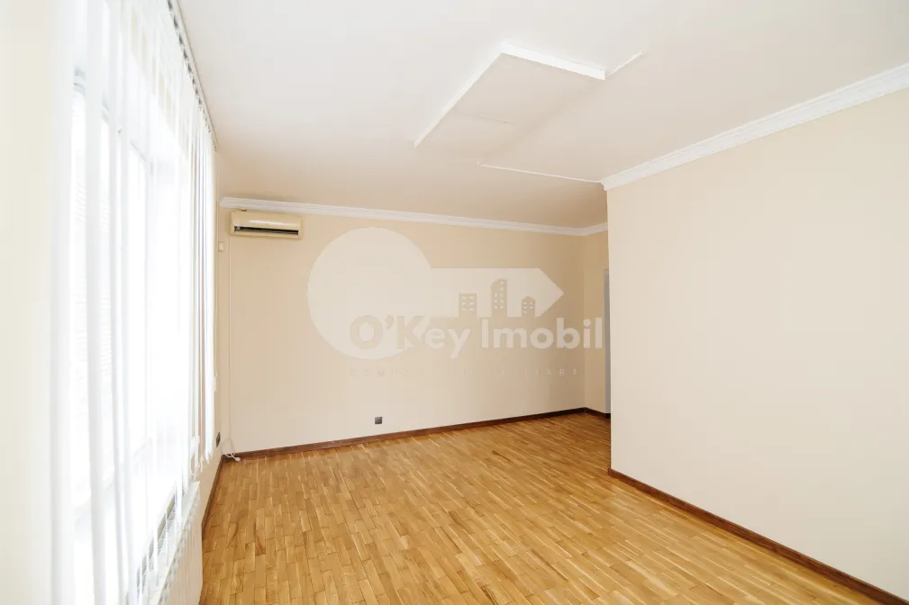 Офис, Центр, 31 АВГУСТА