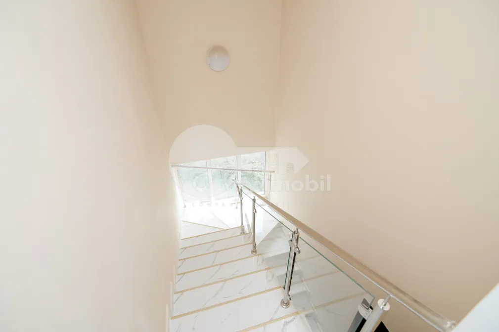 Офис, Центр, 31 АВГУСТА