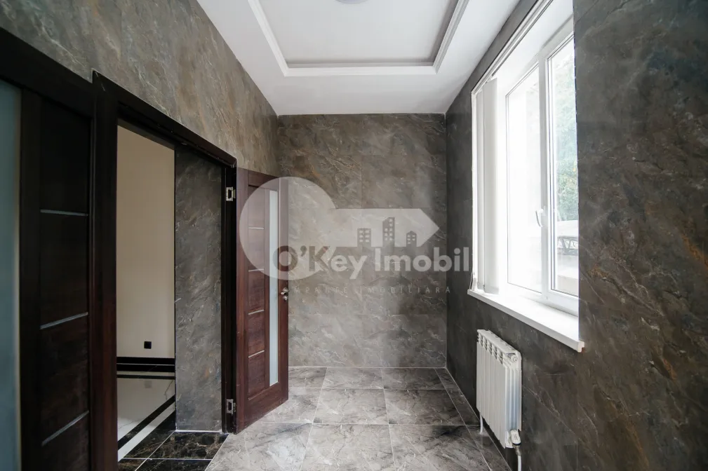 Офис, Центр, 31 АВГУСТА