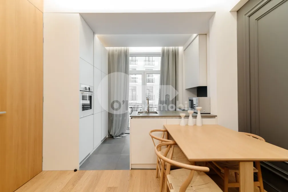 Apartament, Centru