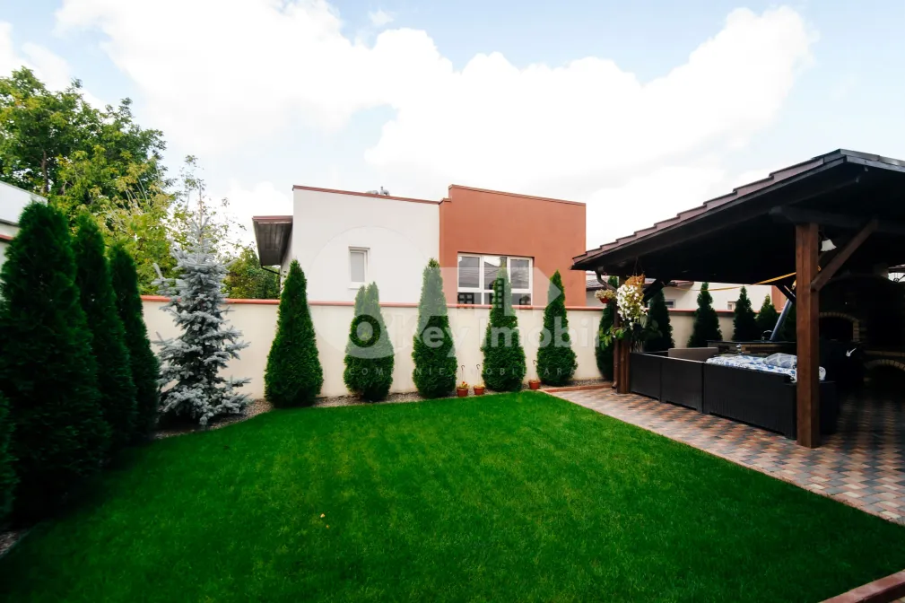 Дом, Центр, ЧОКЫРЛИЕЙ