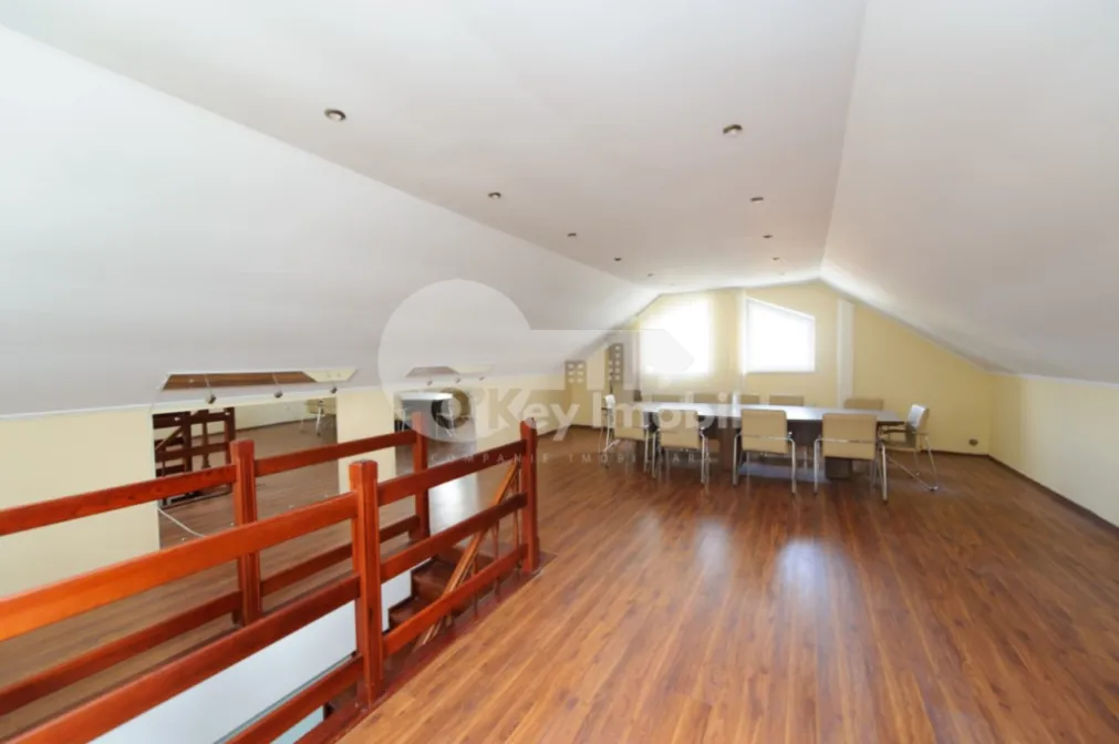 Комм. помещение, Центр, 31 АВГУСТА