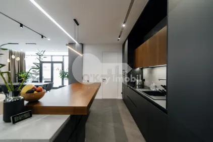 Квартира, Центр, УЛ. УНИВЕРСИТЭЦИЙ