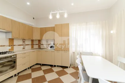 Дом, Центр, КОЖОКАРИЛОР