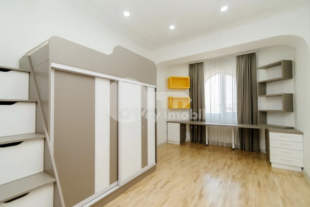 Дом, Ботаника, ЧЕТАТЯ АЛБЭ