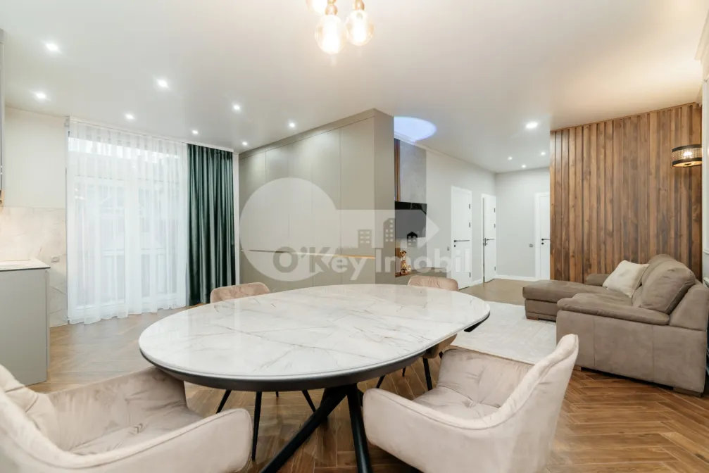 Apartament, Centru