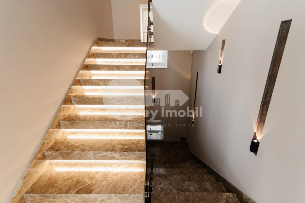 Дом, РЫШКАНОВКА