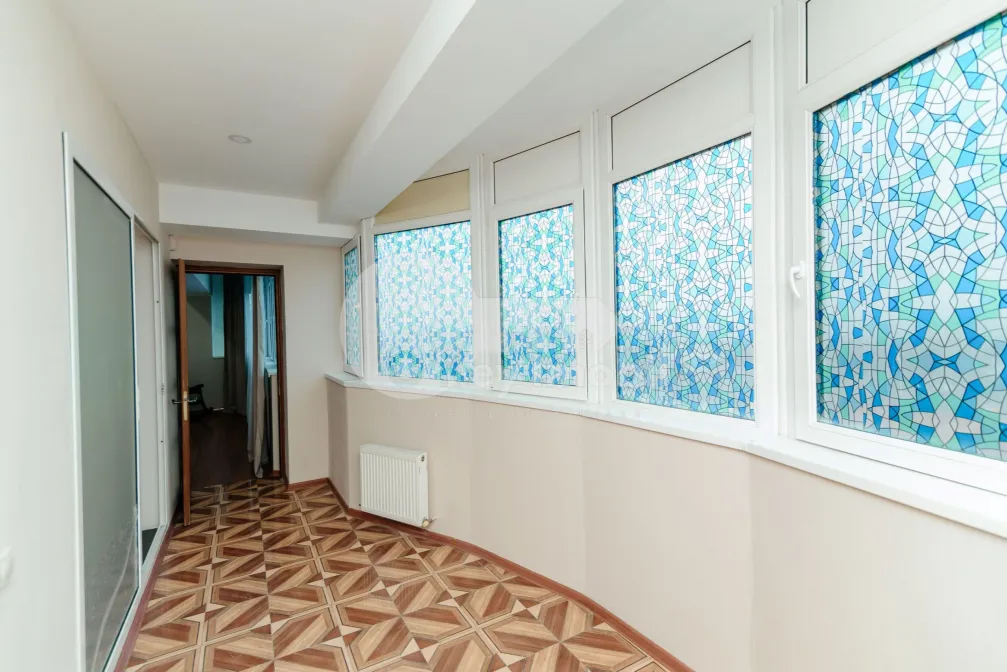 Apartament, Botanica