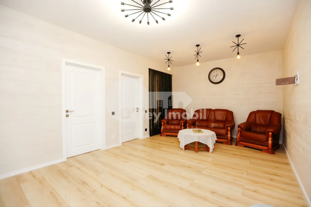 Apartament, Botanica, TRANDAFIRILOR