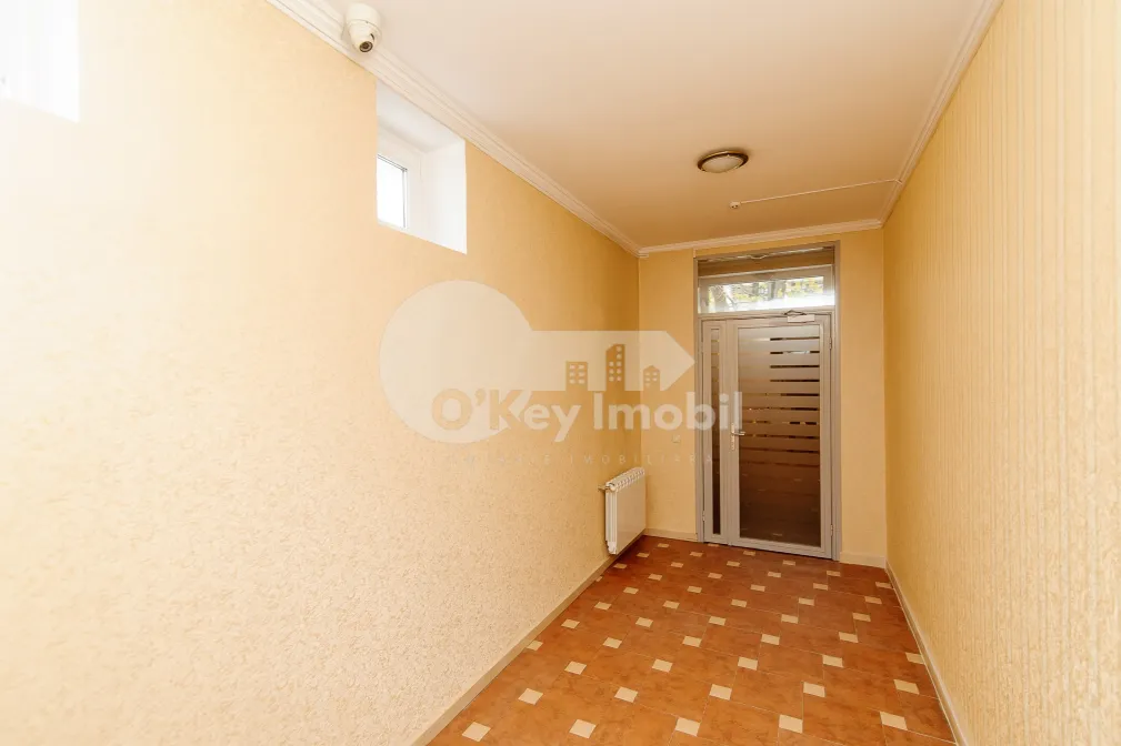 Oficiu, Centru, ALEXEI MATEEVICI