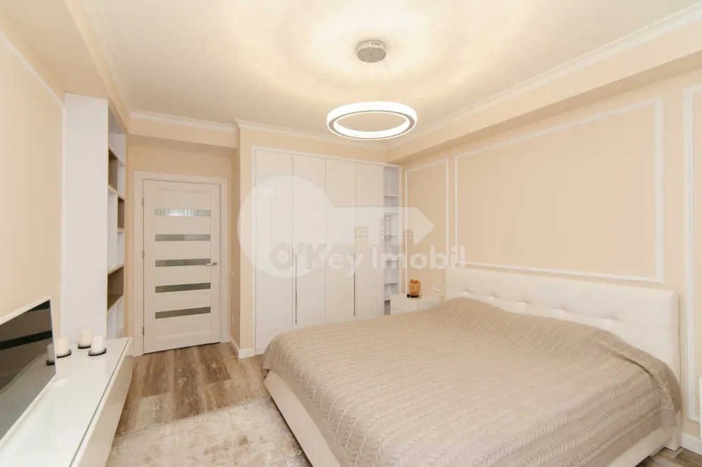 Apartament, Centru, MELESTIU