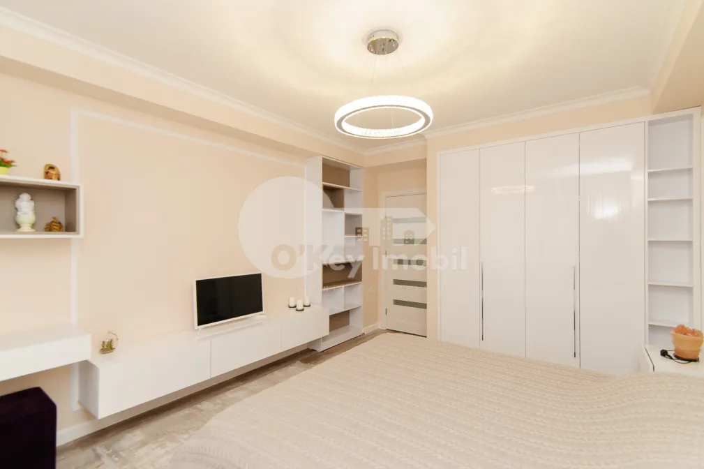 Apartament, Centru, MELESTIU