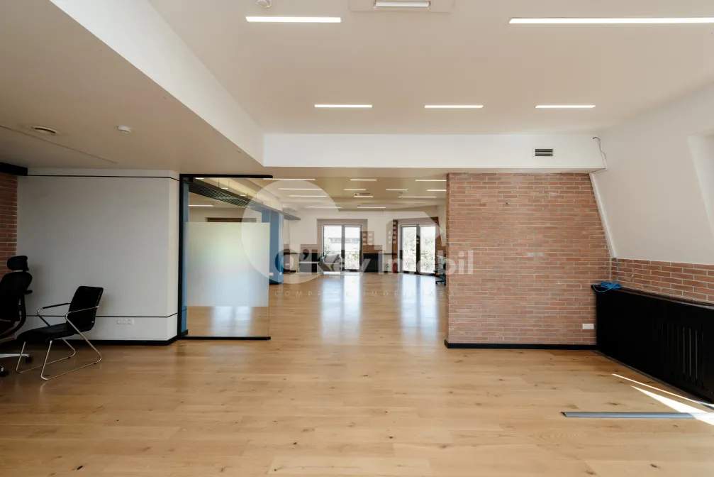 Офис, Центр, ЕВГЕНИЙ ДОГА