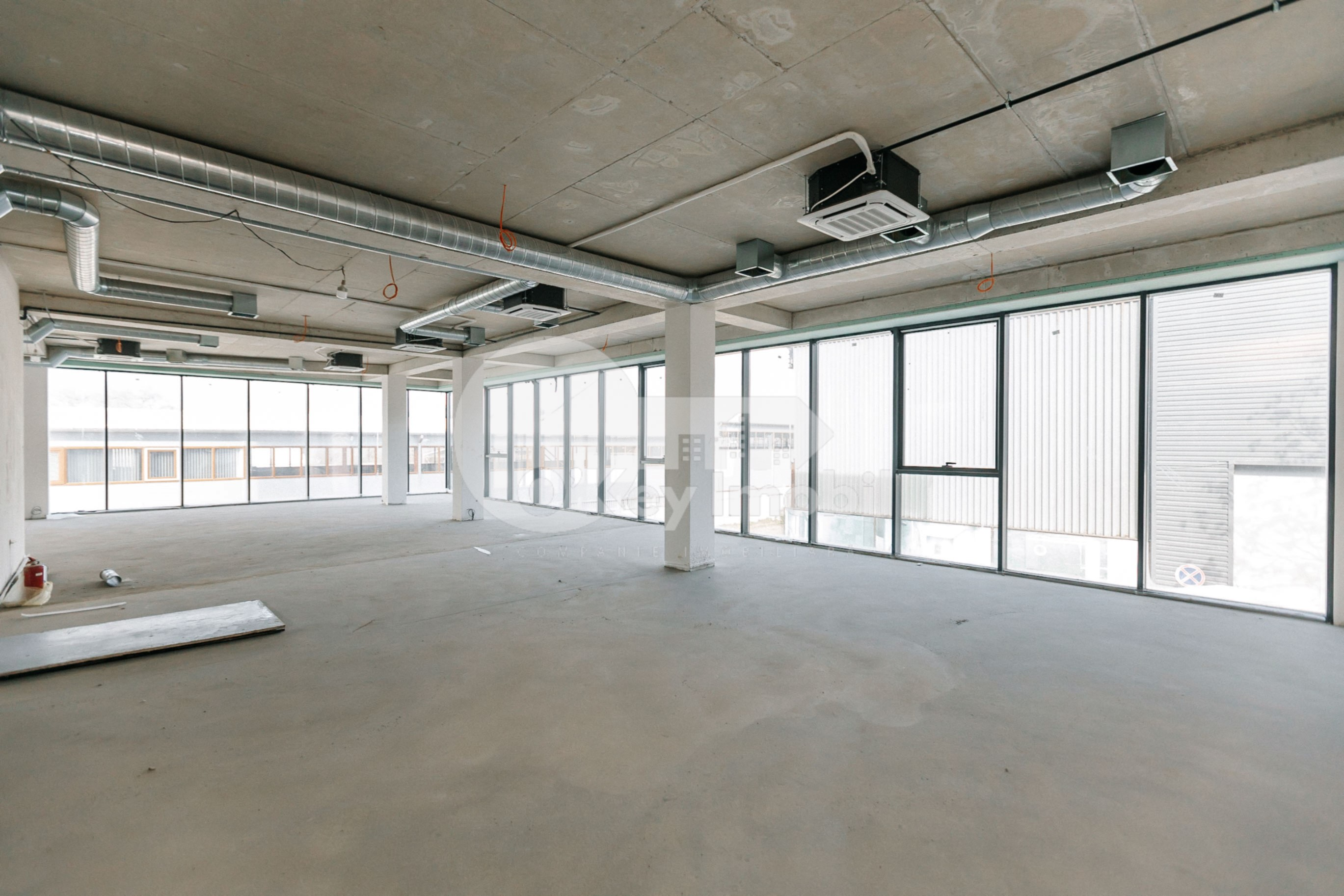 Oficiu, Ciocana, UZINELOR