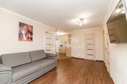 Apartament, Poșta Veche