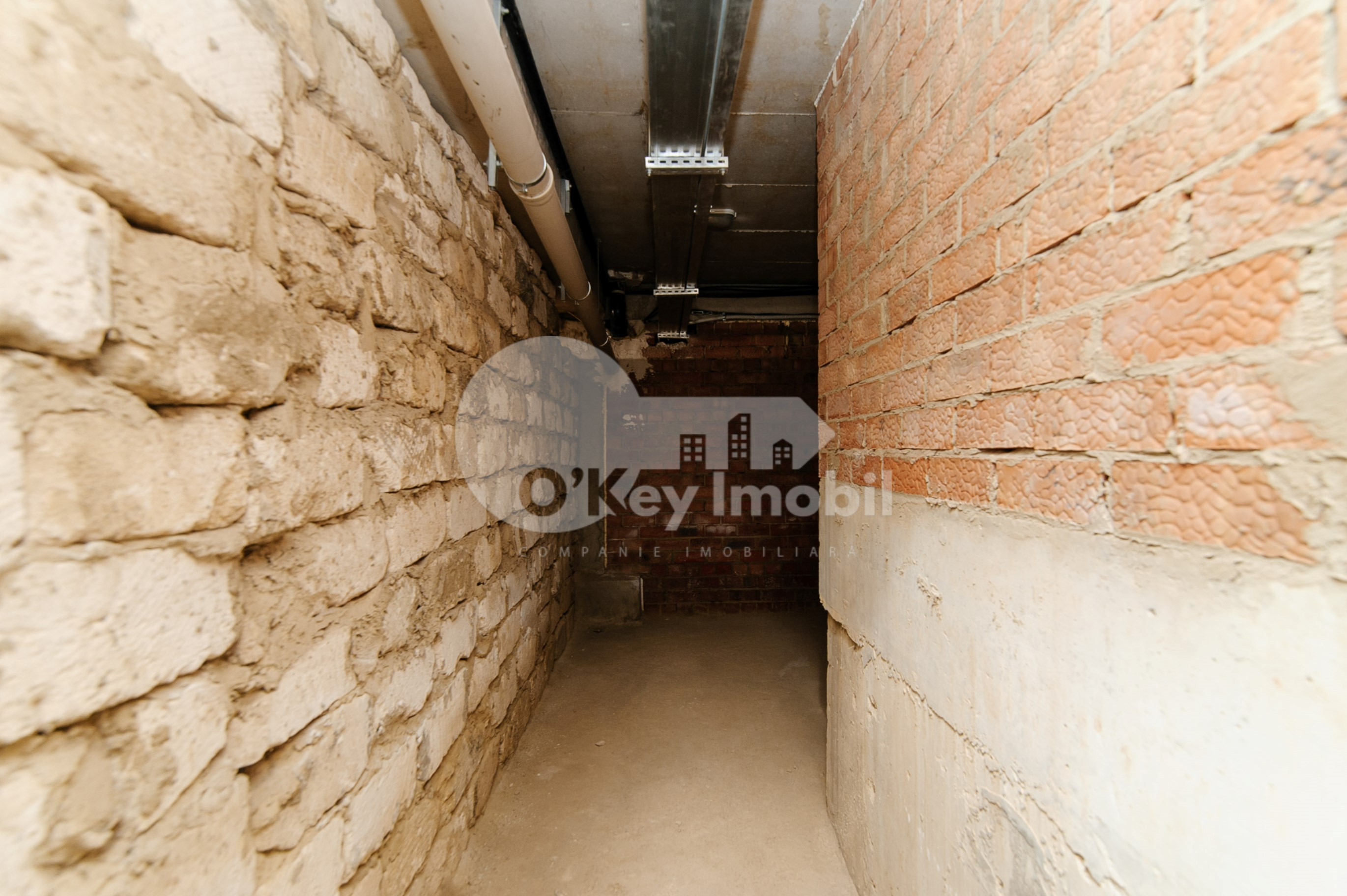 Spațiu comercial, Centru, VALEA TRANDAFIRILOR