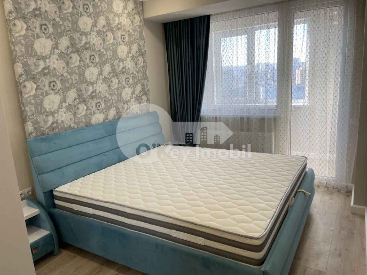 Apartament, Centru, CARIEREI