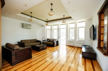 Дом, Центр, МАЛАЯ МАЛИНА