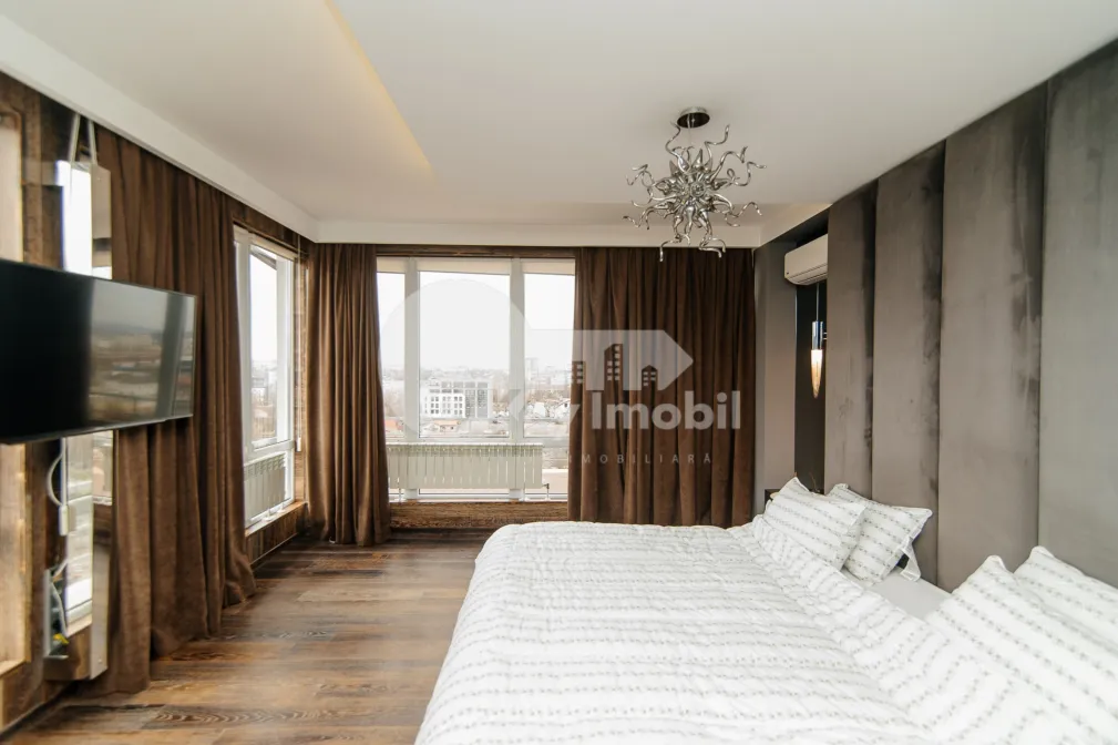 Пентхаус, Центр, ЛЕВ ТОЛСТОЙ