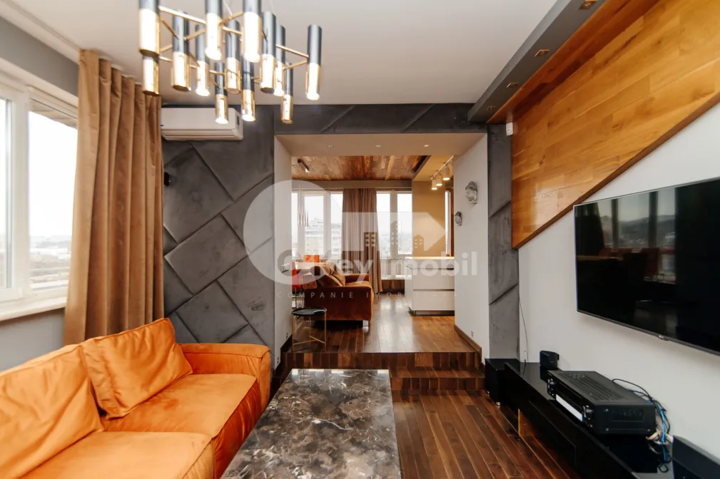 Пентхаус, Центр, ЛЕВ ТОЛСТОЙ