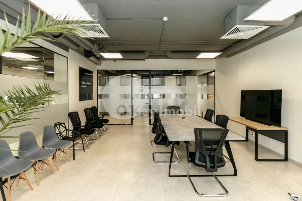 Офис, Центр, ПЕТРУ МОВИЛЭ