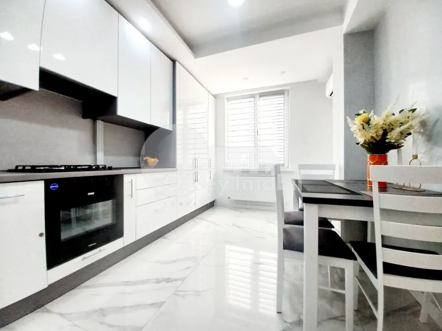 Apartament, Centru, MOARA ROȘIE