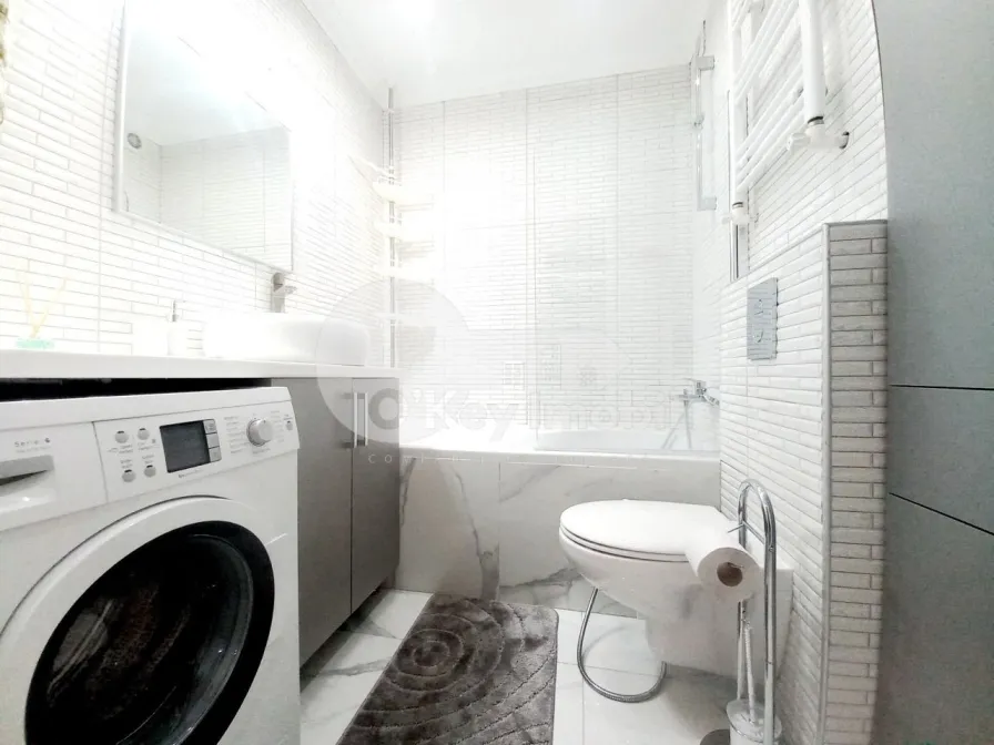 Apartament, Centru, MOARA ROȘIE