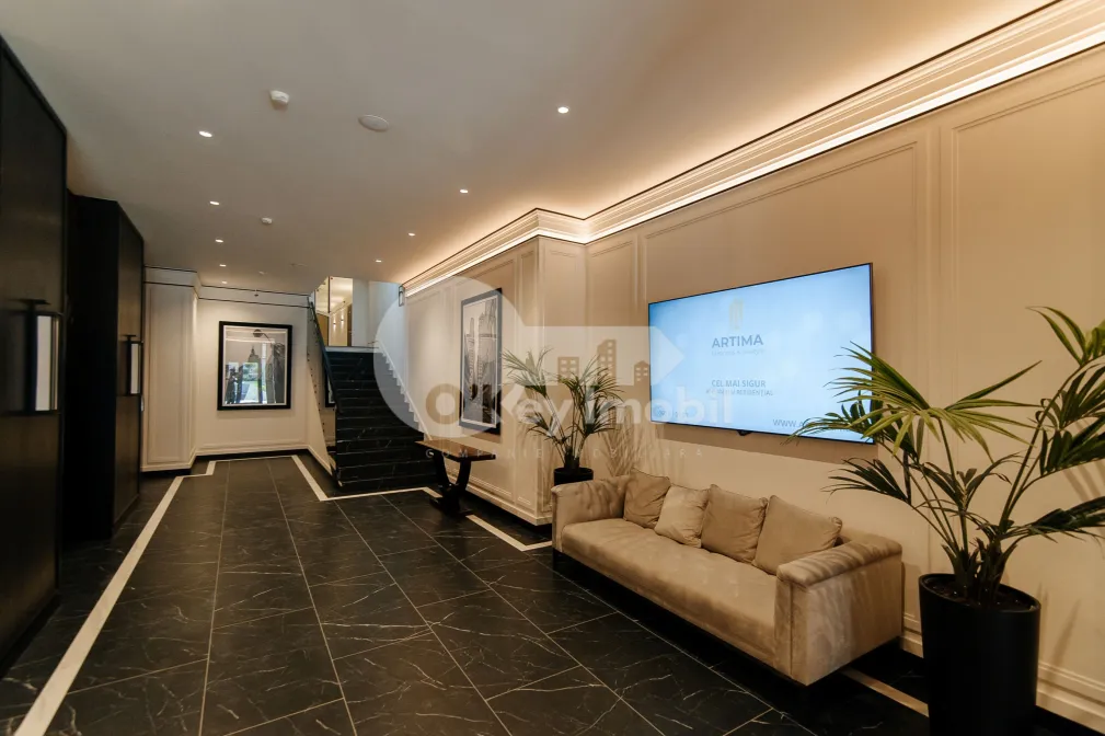 Oficiu, Centru, MIHAI EMINESCU