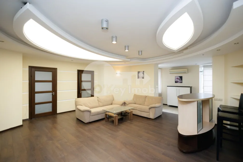 Apartament, Centru