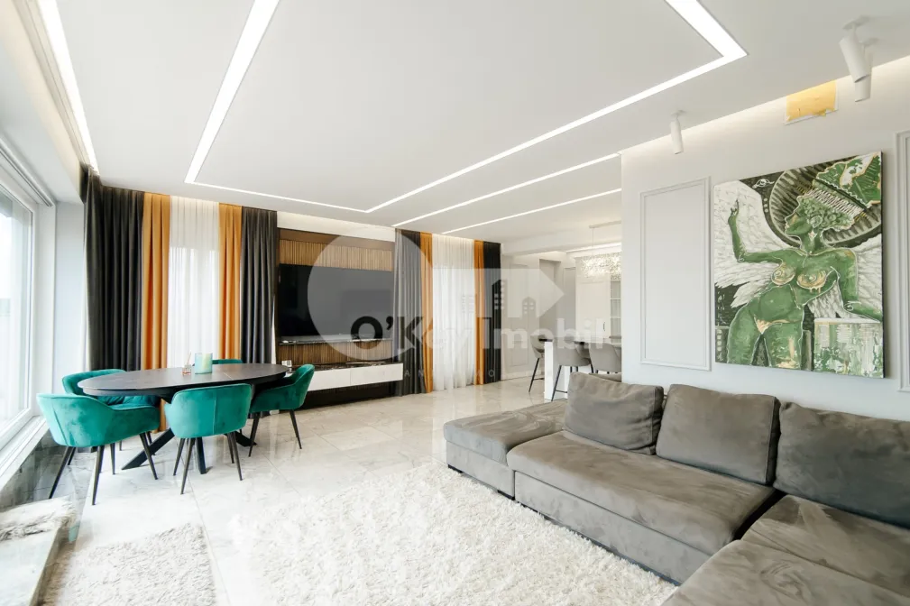 Apartament, Poșta Veche