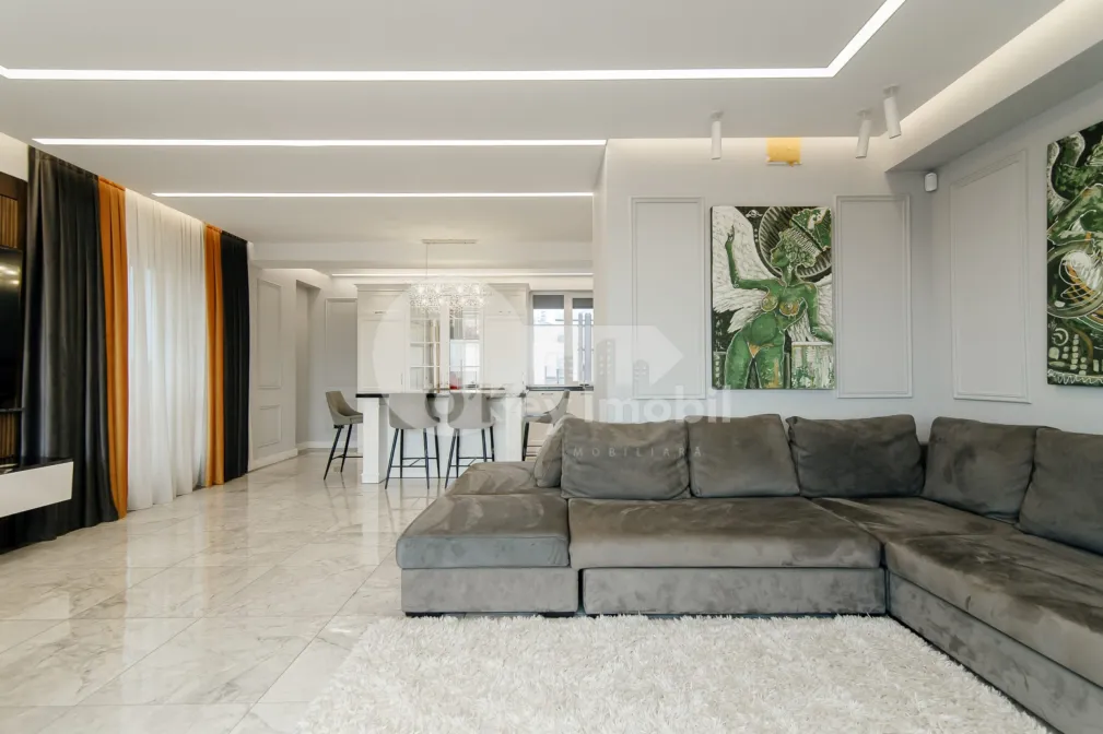 Apartament, Poșta Veche