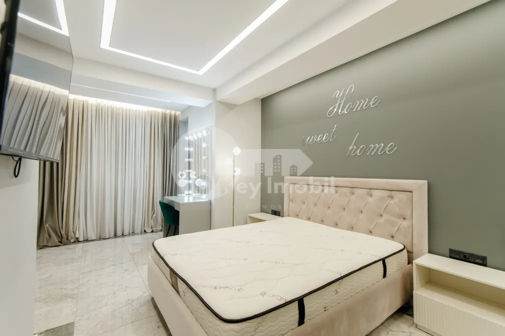 Apartament, Poșta Veche