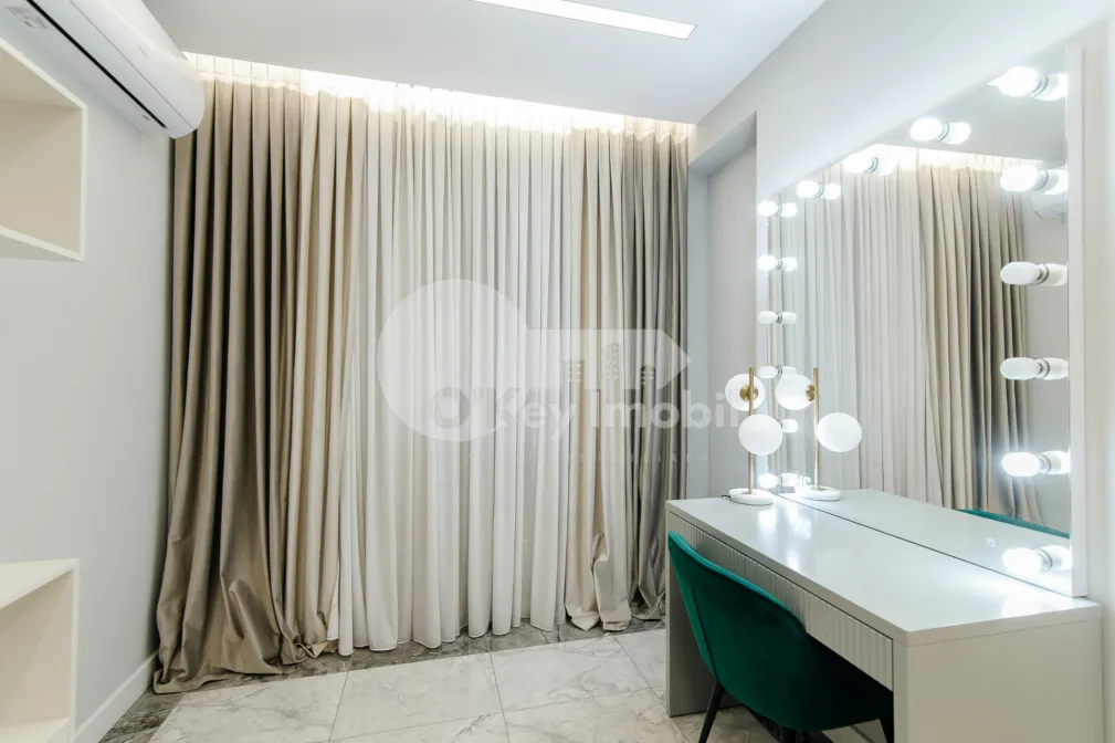 Apartament, Poșta Veche