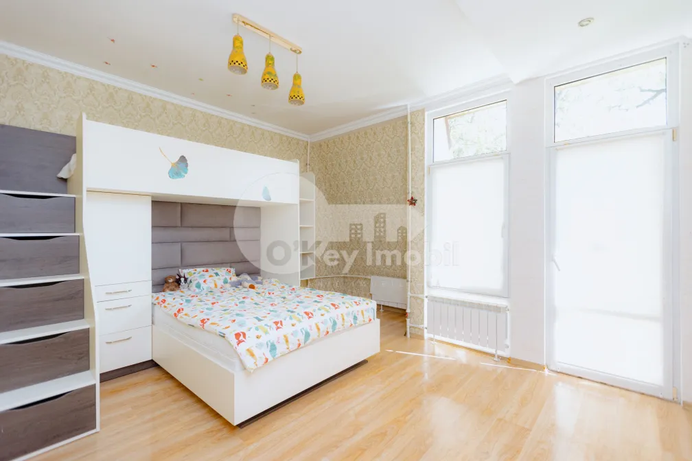 Apartament, Centru, GRIGORE VIERU