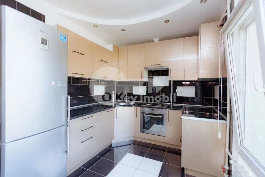 Apartament, Centru, GRIGORE VIERU