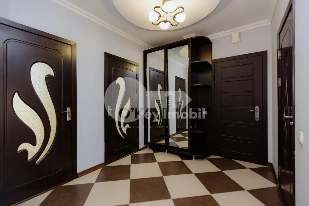Apartament, Centru, GRIGORE VIERU