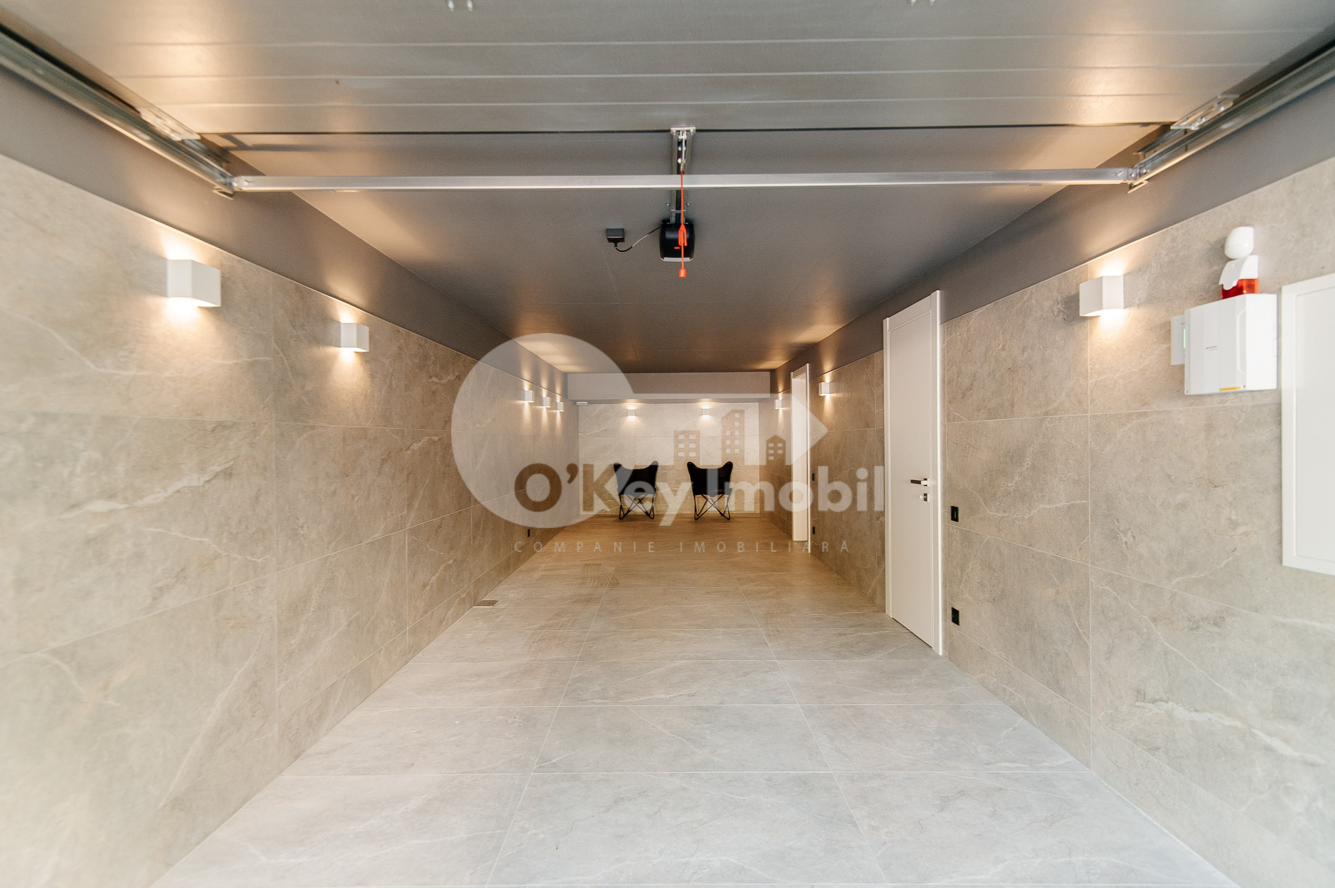 Townhouse, Telecentru, LACULUI