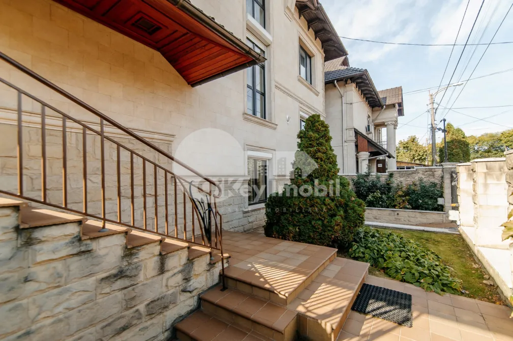 Casă, Buiucani, ALEXANDRU DONICI