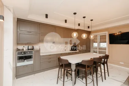 Квартира, Центр, ПЕТРУ МОВИЛЭ