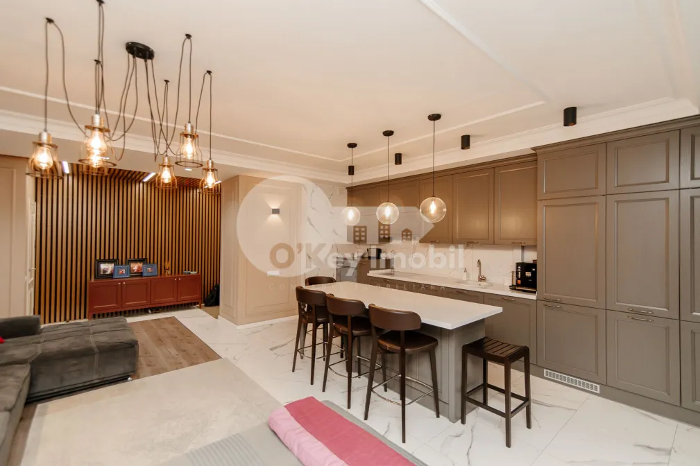 Квартира, Центр, ПЕТРУ МОВИЛЭ