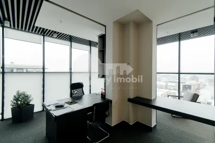 Офис, Центр, МИХАЙ ВИТЯЗУЛ