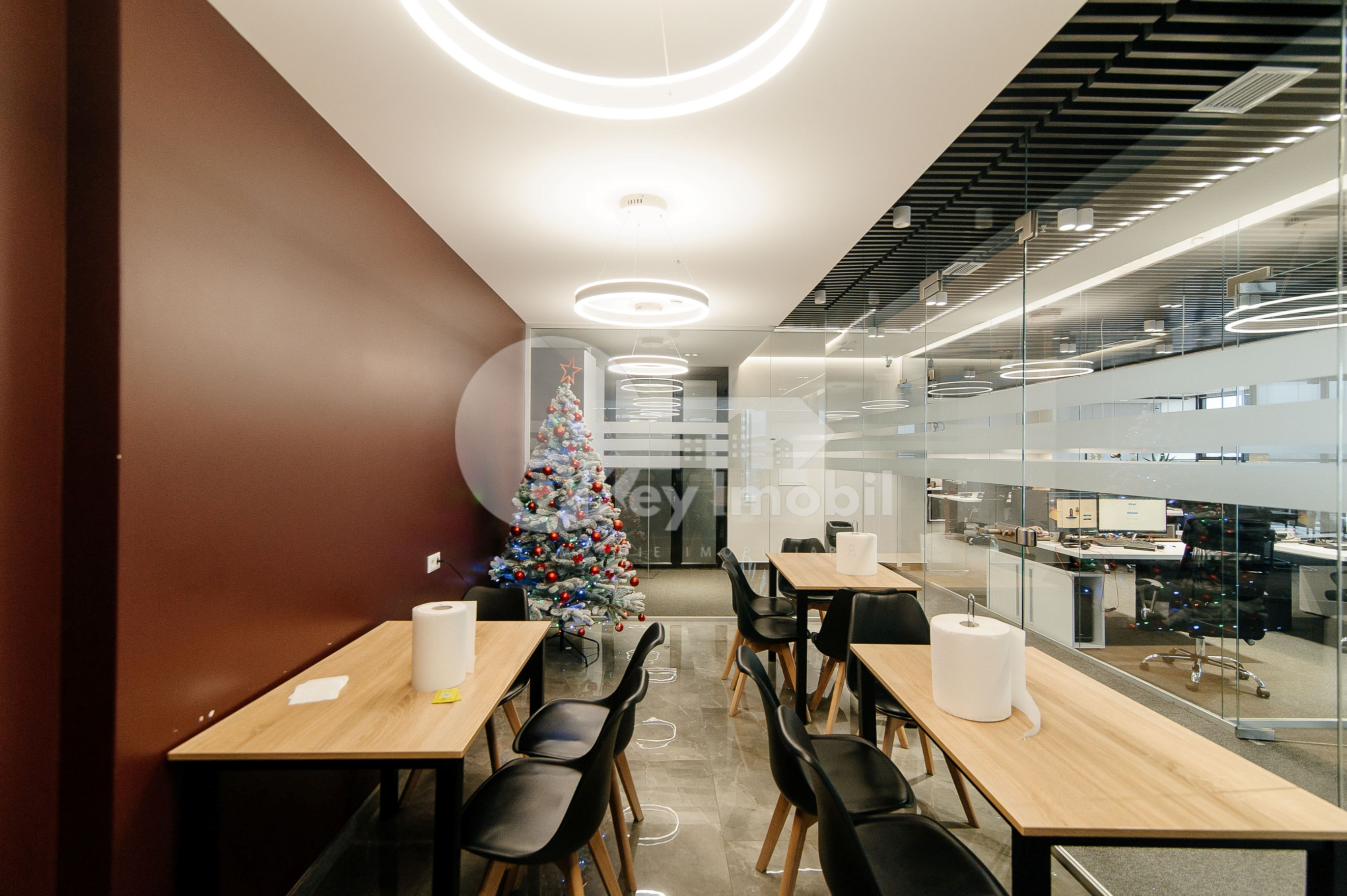 Oficiu, Centru, MIHAI VITEAZUL