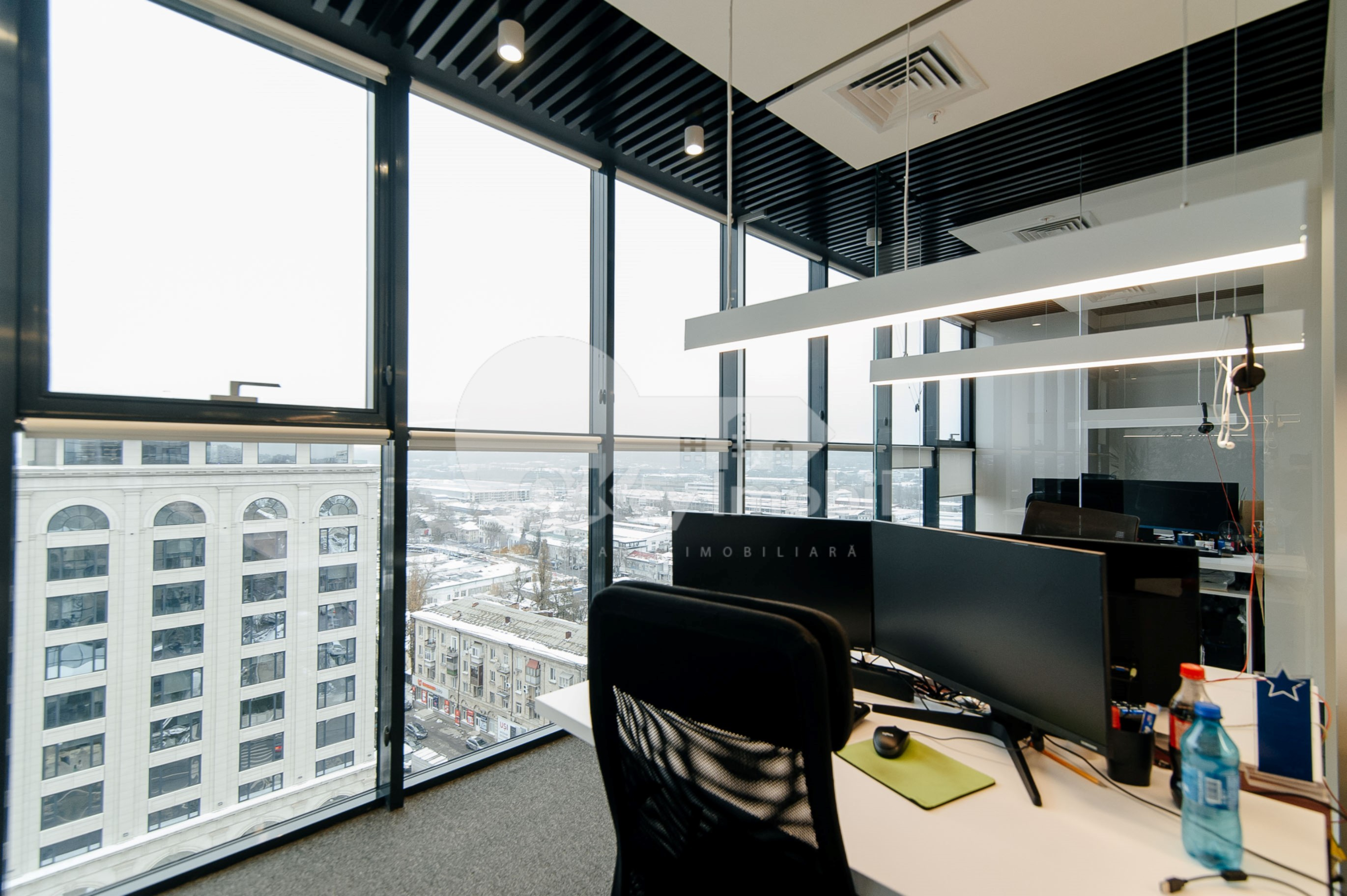 Oficiu, Centru, MIHAI VITEAZUL