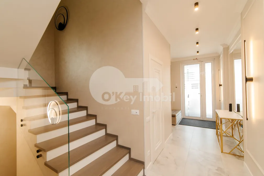 Дом, Ботаника, ПЭШУНИЛОР