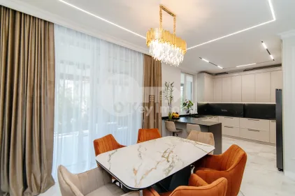 Дом, Ботаника, ПЭШУНИЛОР