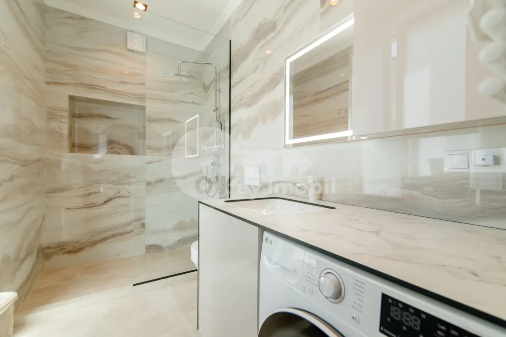 Дом, Ботаника, ПЭШУНИЛОР