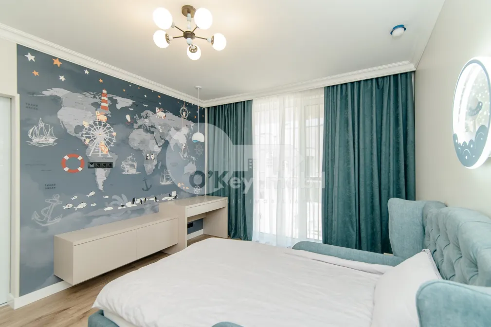 Дом, Ботаника, ПЭШУНИЛОР