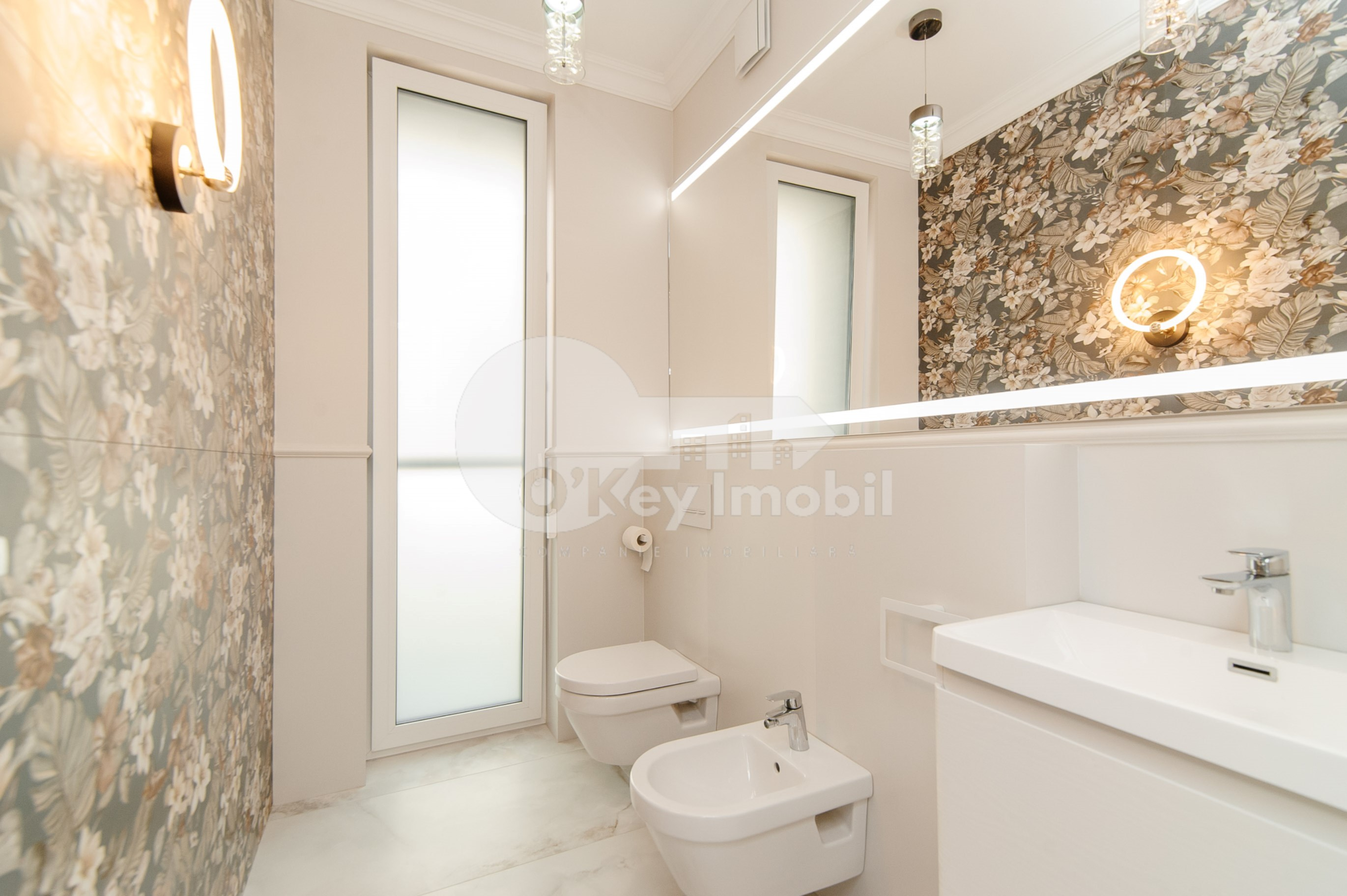 Casă, Botanica, PĂȘUNILOR